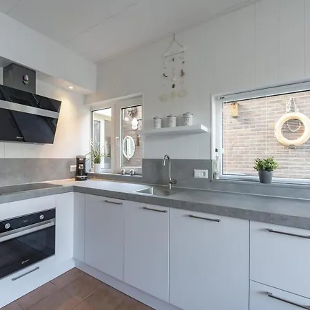 Gorgeous By The Beachside Holiday home Callantsoog